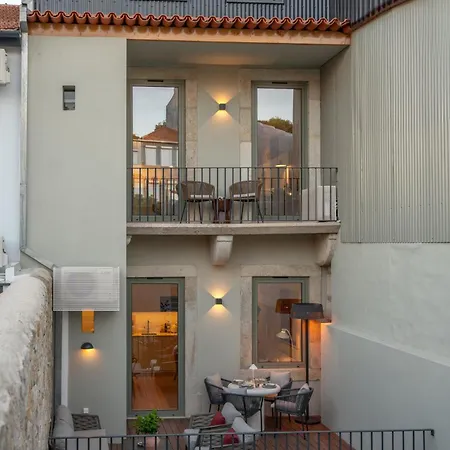 Sao Victor Residences - 2 Executive Terrace *